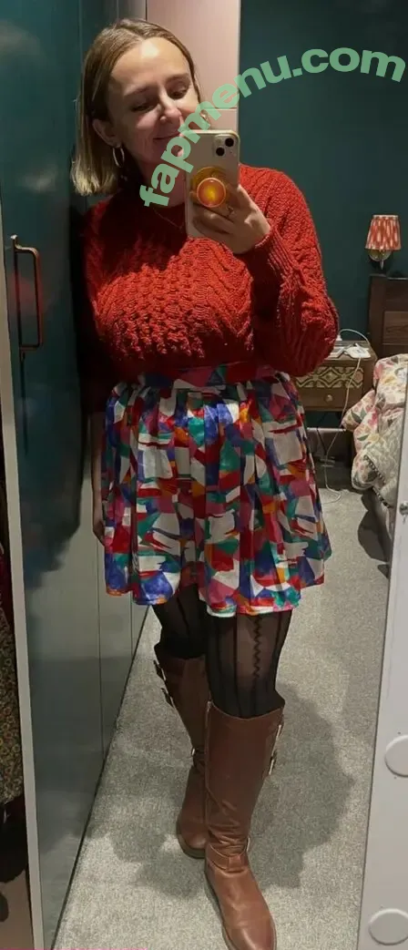 Hannah Witton nude photo #0026 (cw / hannahwitton)