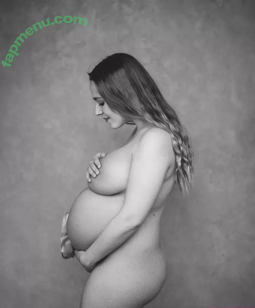 Hannah Witton nude photo #0015 (hannahwitton)