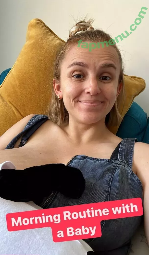 Hannah Witton nude photo #0061 (hannahwitton)