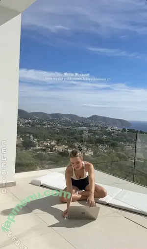 Hannahantonia nude photo #0108