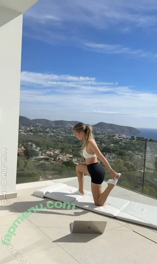 Hannahantonia nude photo #0105 (Hannahantonia)