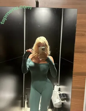  nude photo #0002