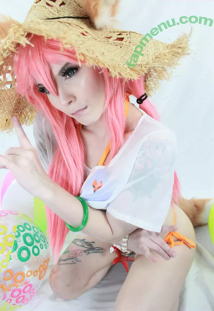 Hannahhyrule nude photo #0204 (Captain Hannah)