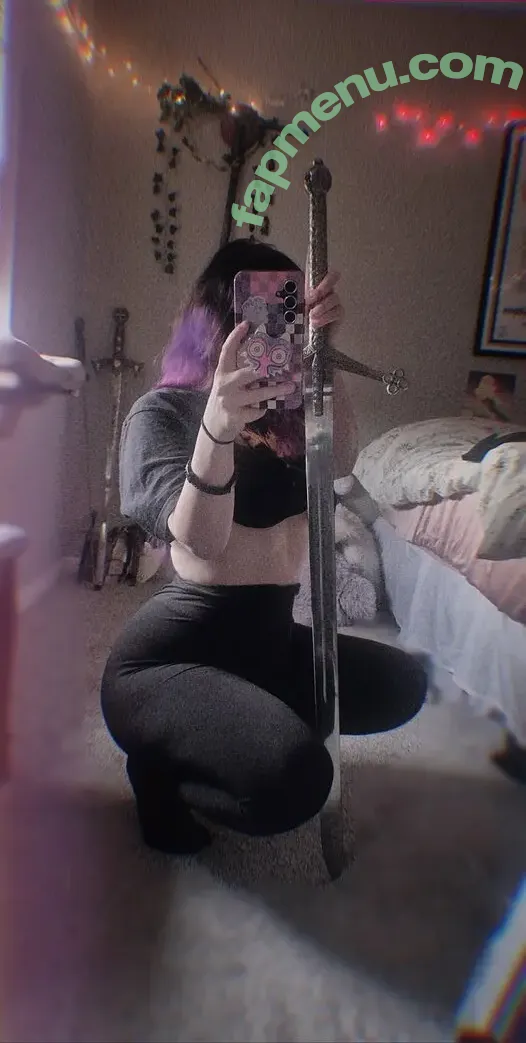 Hannahhyrule nude photo #0534 (Captain Hannah)