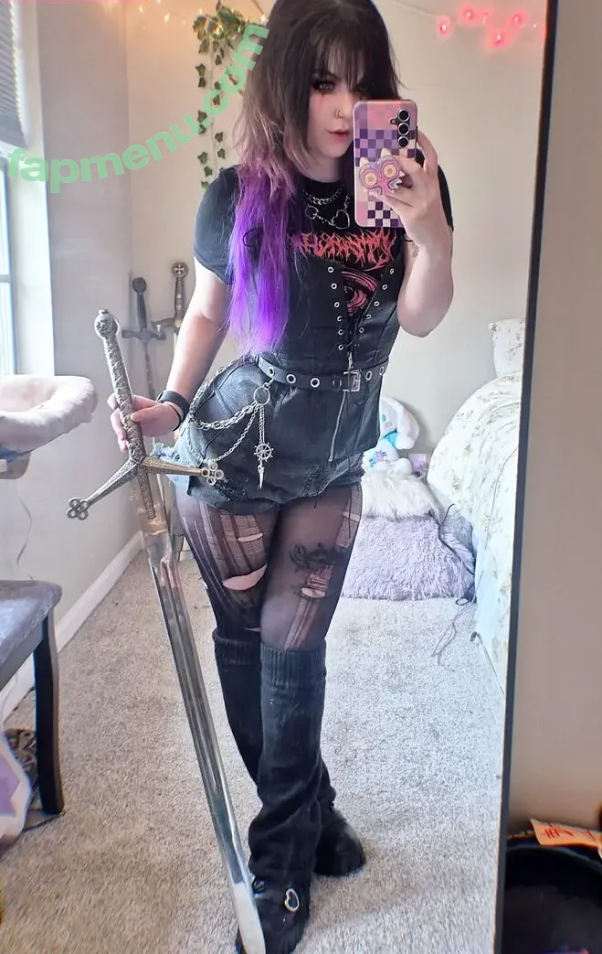 Hannahhyrule nude photo #0535 (Captain Hannah)