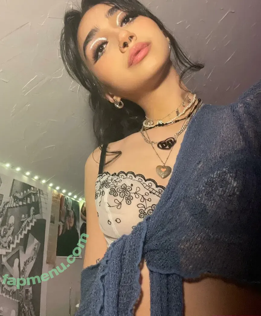 hannahlizfilter nude photo #0004 (darkwebprincess)