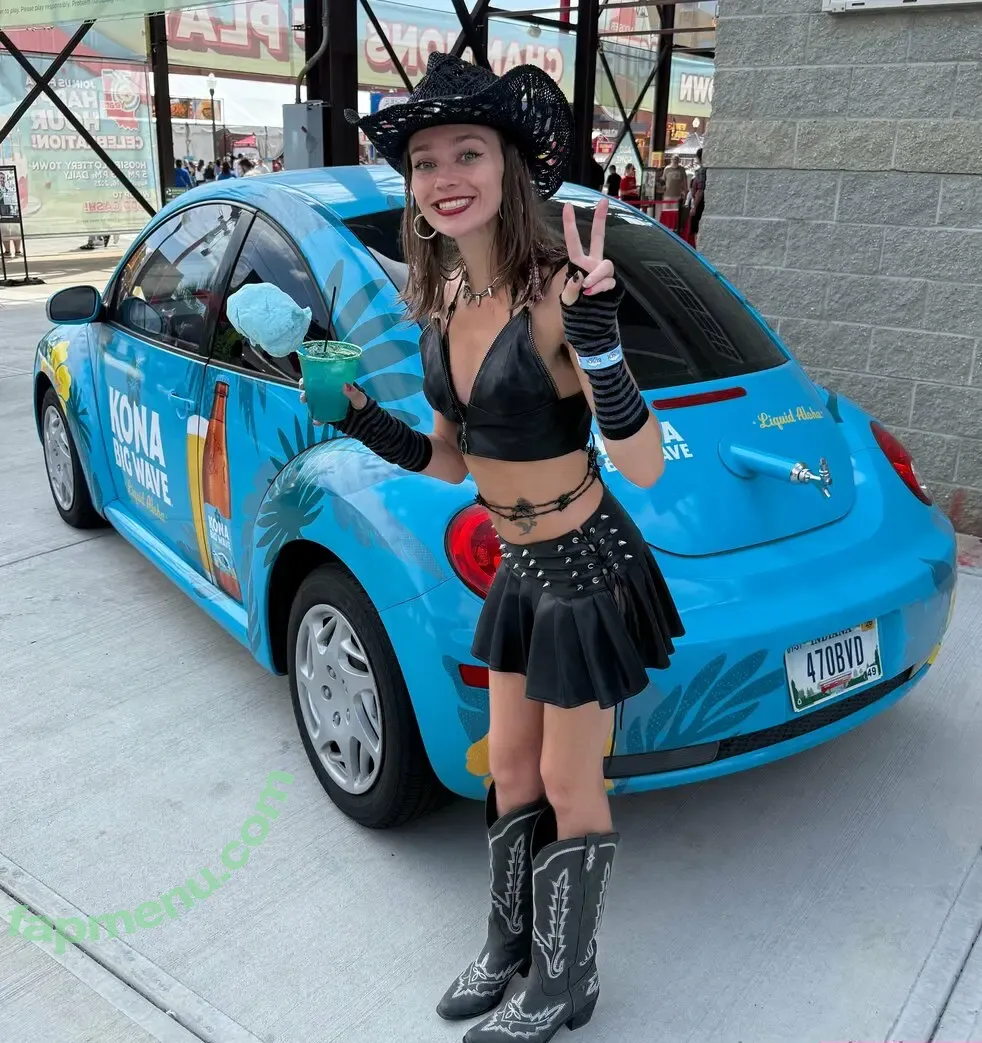 hannajackson nude photo #0032 (hannahjacksuhn)