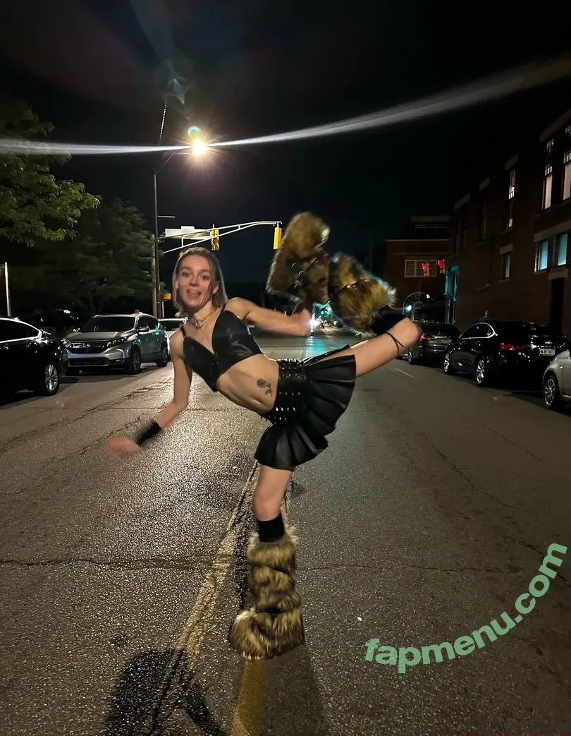 hannajackson nude photo #0033 (hannahjacksuhn)