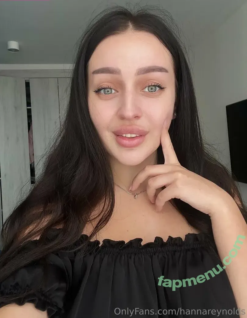 hannareynolds nude photo #0002 (hannahereynolds)