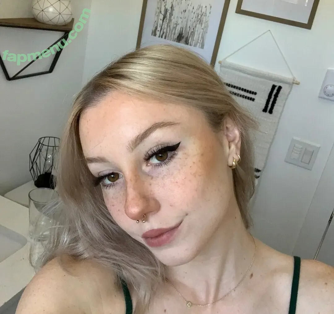 Hanner nude photo #0004 (Hanner)