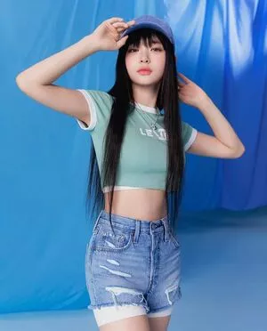 Hanni Pham / Hannijeans / newjeans_official nude photo #0044