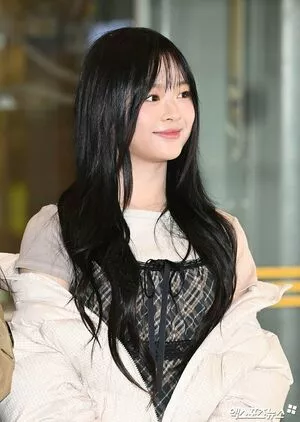 Hanni Pham / Hannijeans / newjeans_official nude photo #0061