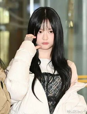 Hanni Pham / Hannijeans / newjeans_official nude photo #0073