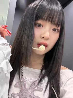 Hanni Pham / Hannijeans / newjeans_official nude photo #0081