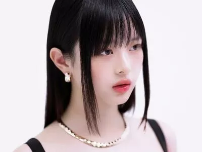 Hanni Pham / Hannijeans / newjeans_official nude photo #0083