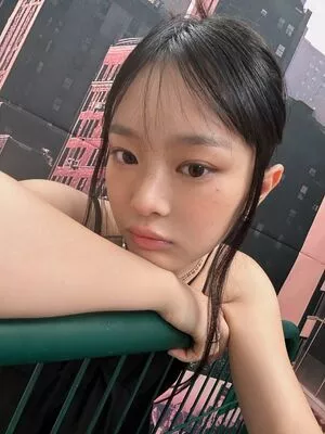 Hanni Pham / Hannijeans / newjeans_official nude photo #0084