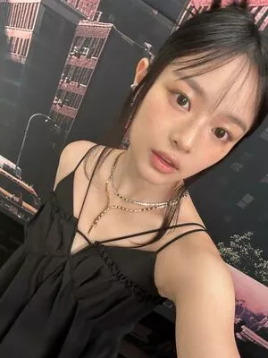 Hanni Pham / Hannijeans / newjeans_official nude photo #0085