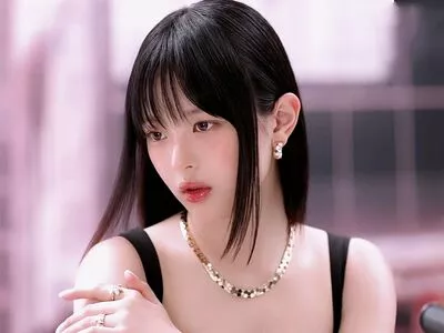 Hanni Pham / Hannijeans / newjeans_official nude photo #0089