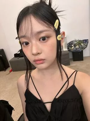 Hanni Pham / Hannijeans / newjeans_official nude photo #0092