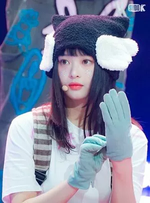 Hanni Pham / Hannijeans / newjeans_official nude photo #0118