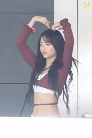 Hanni Pham / Hannijeans / newjeans_official nude photo #0134