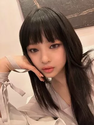 Hanni Pham / Hannijeans / newjeans_official nude photo #0142