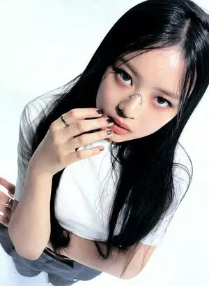 Hanni Pham / Hannijeans / newjeans_official nude photo #0144