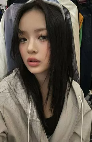 Hanni Pham / Hannijeans / newjeans_official nude photo #0185