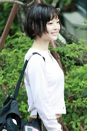 Hanni Pham / Hannijeans / newjeans_official nude photo #0190