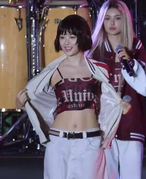 Hanni Pham / Hannijeans / newjeans_official nude photo #0210