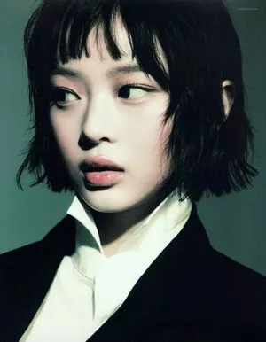 Hanni Pham / Hannijeans / newjeans_official nude photo #0227