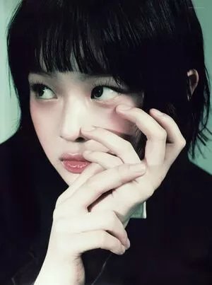 Hanni Pham / Hannijeans / newjeans_official nude photo #0231