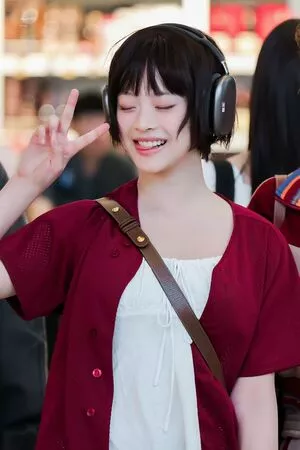 Hanni Pham / Hannijeans / newjeans_official nude photo #0238