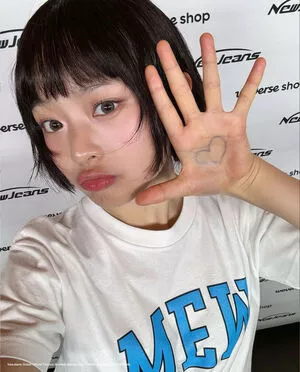 Hanni Pham / Hannijeans / newjeans_official nude photo #0243