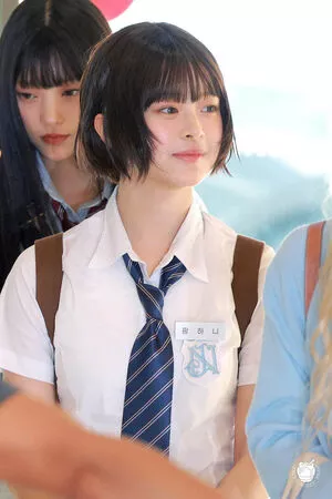 Hanni Pham / Hannijeans / newjeans_official nude photo #0247