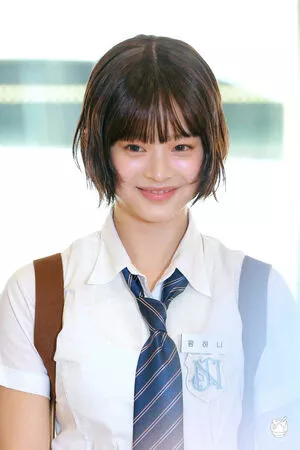 Hanni Pham / Hannijeans / newjeans_official nude photo #0249