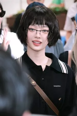 Hanni Pham / Hannijeans / newjeans_official nude photo #0261