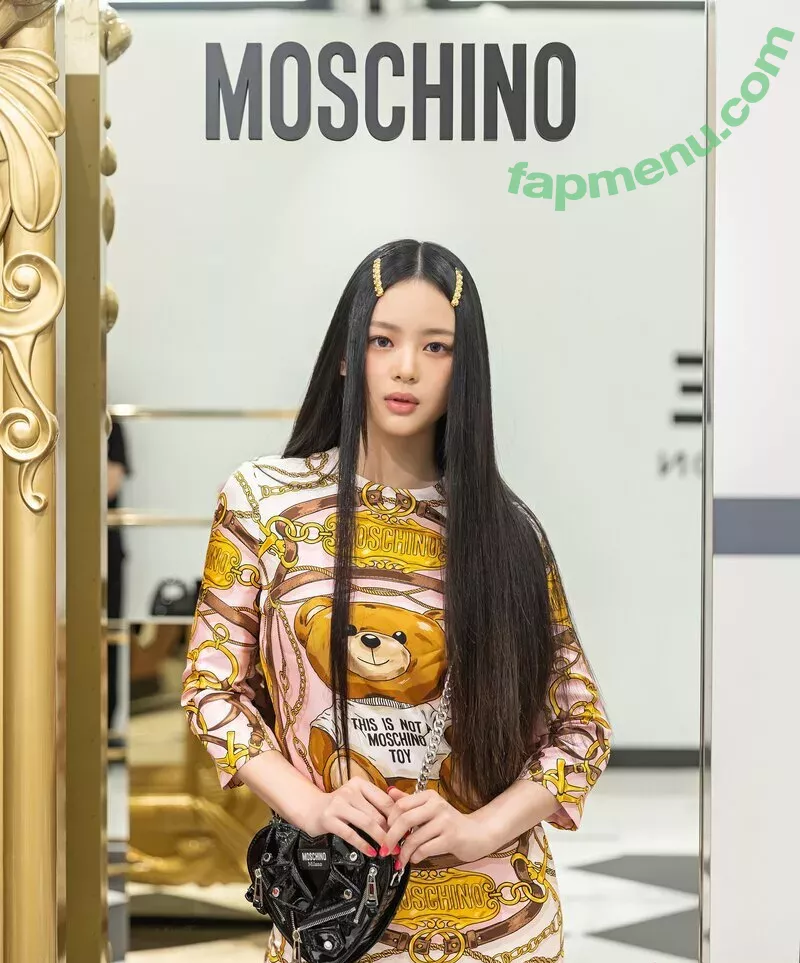 Hanni Pham nude photo #0006 (Hannijeans / newjeans_official)