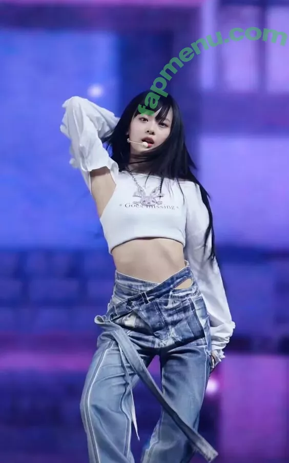 Hanni Pham nude photo #0019 (Hannijeans / newjeans_official)