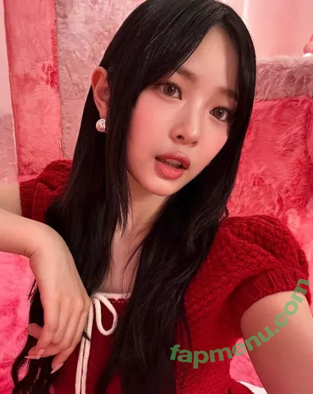 Hanni Pham nude photo #0036 (Hannijeans / newjeans_official)