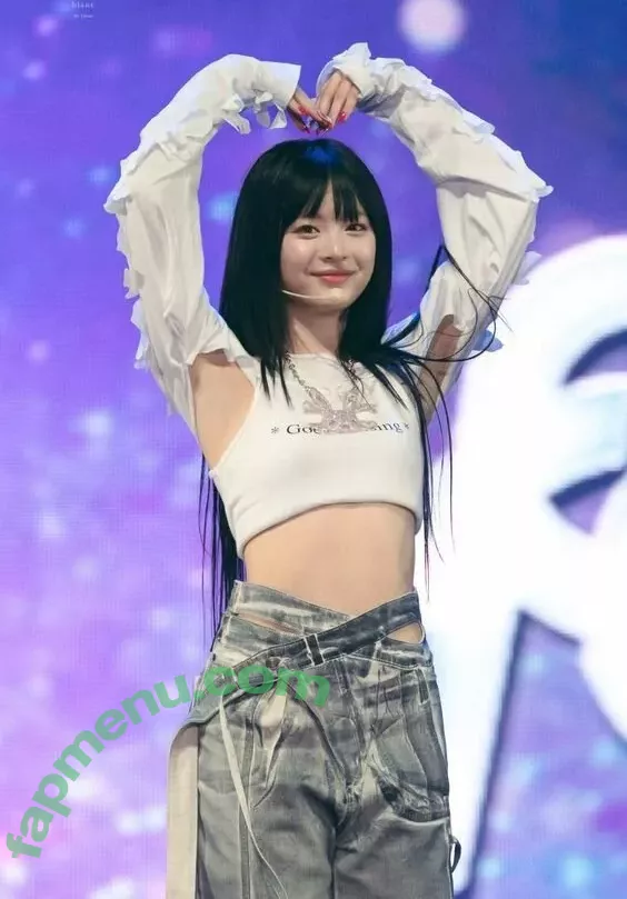 Hanni Pham nude photo #0041 (Hannijeans / newjeans_official)