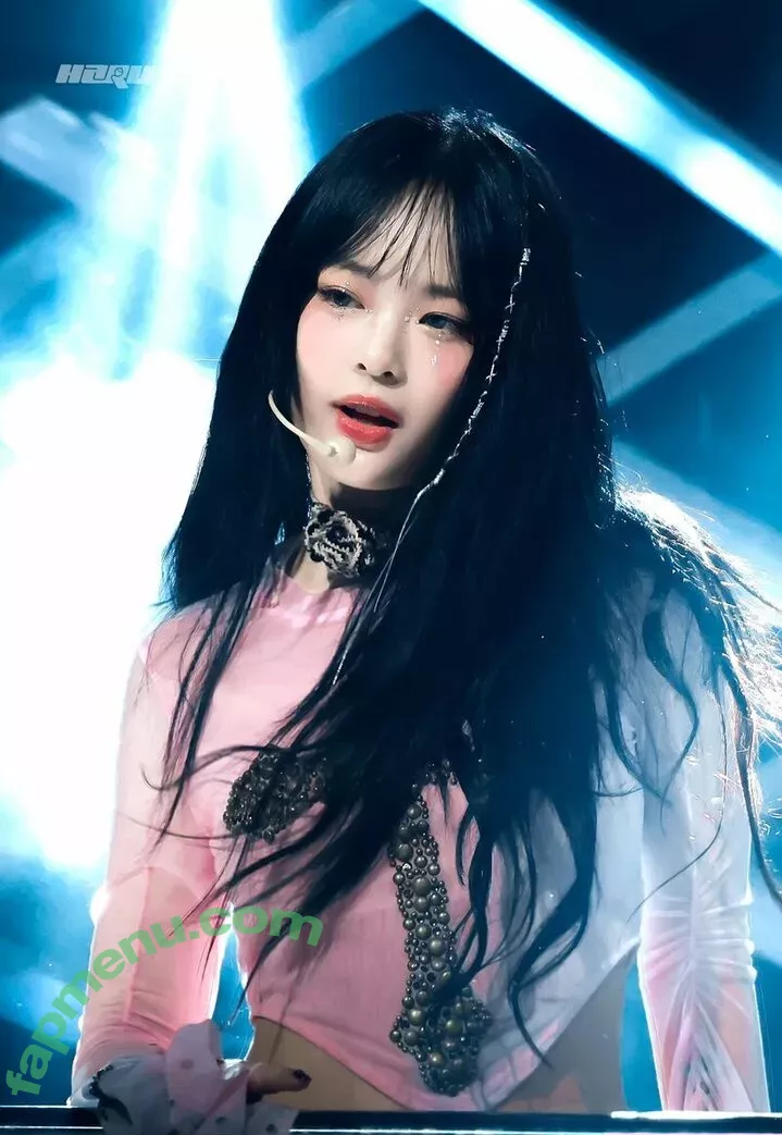 Hanni Pham nude photo #0059 (Hannijeans / newjeans_official)