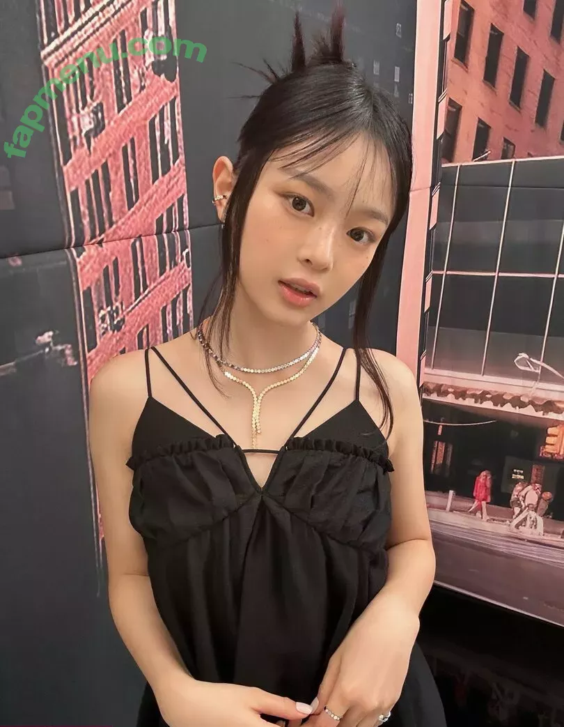 Hanni Pham nude photo #0091 (Hannijeans / newjeans_official)