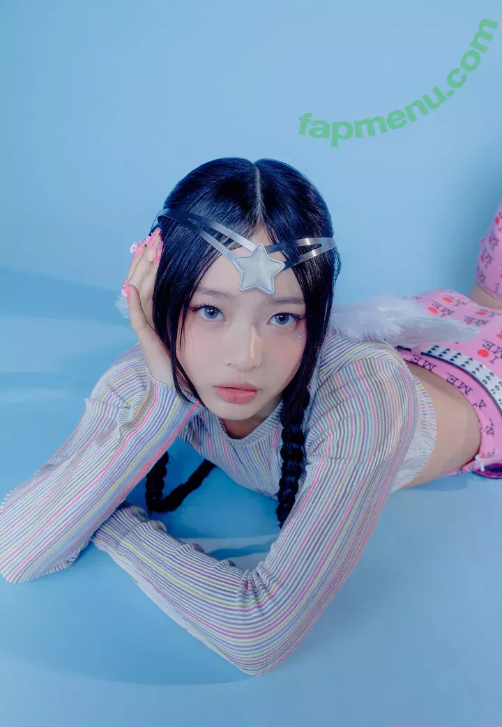 Hanni Pham nude photo #0098 (Hannijeans / newjeans_official)