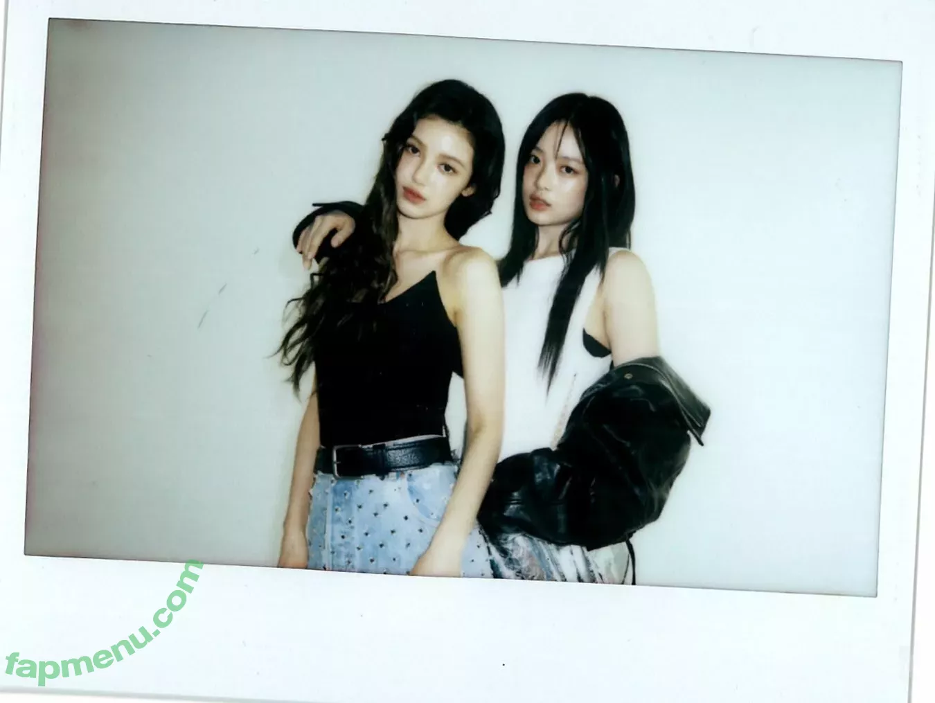 Hanni Pham nude photo #0112 (Hannijeans / newjeans_official)