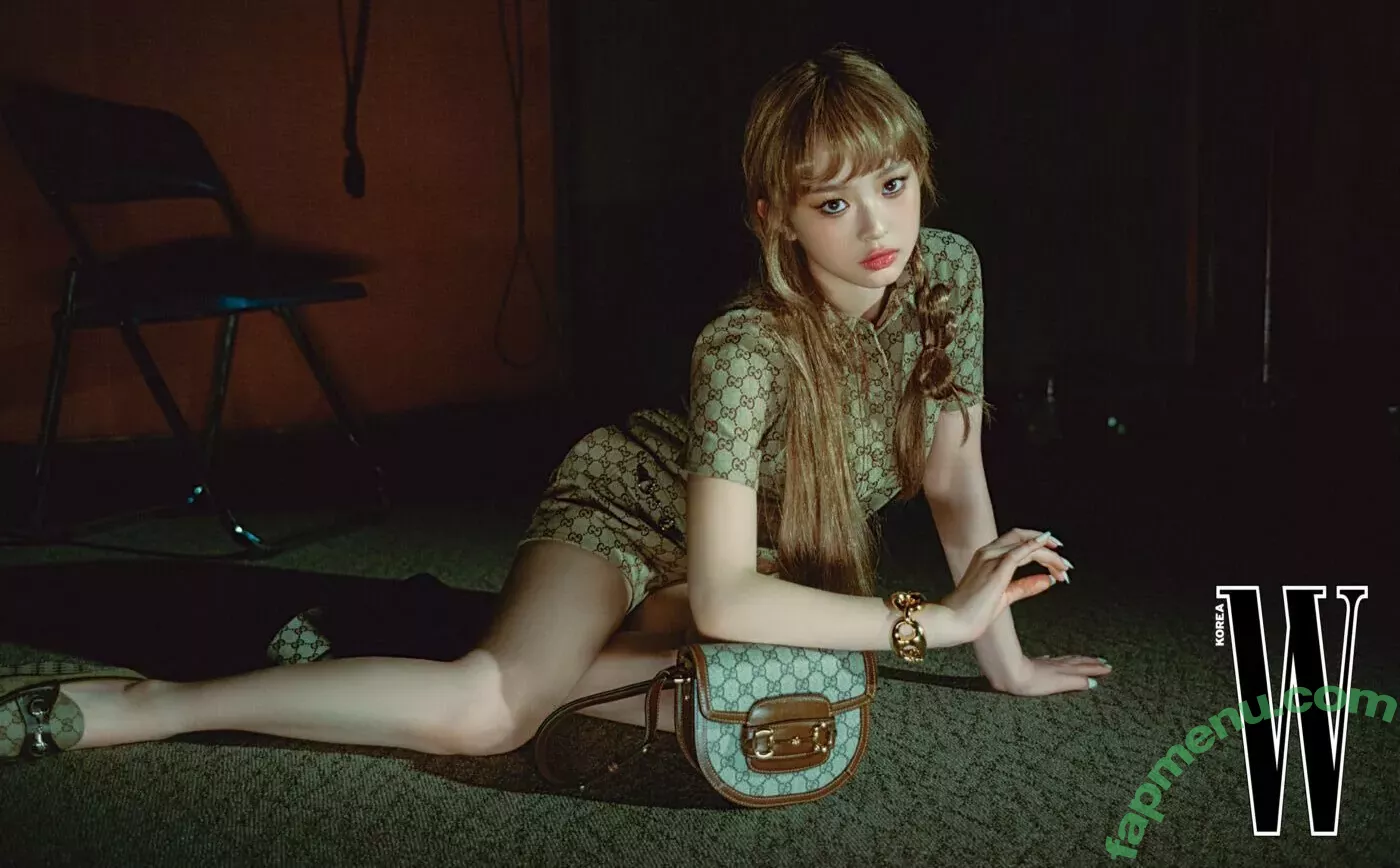 Hanni Pham nude photo #0129 (Hannijeans / newjeans_official)