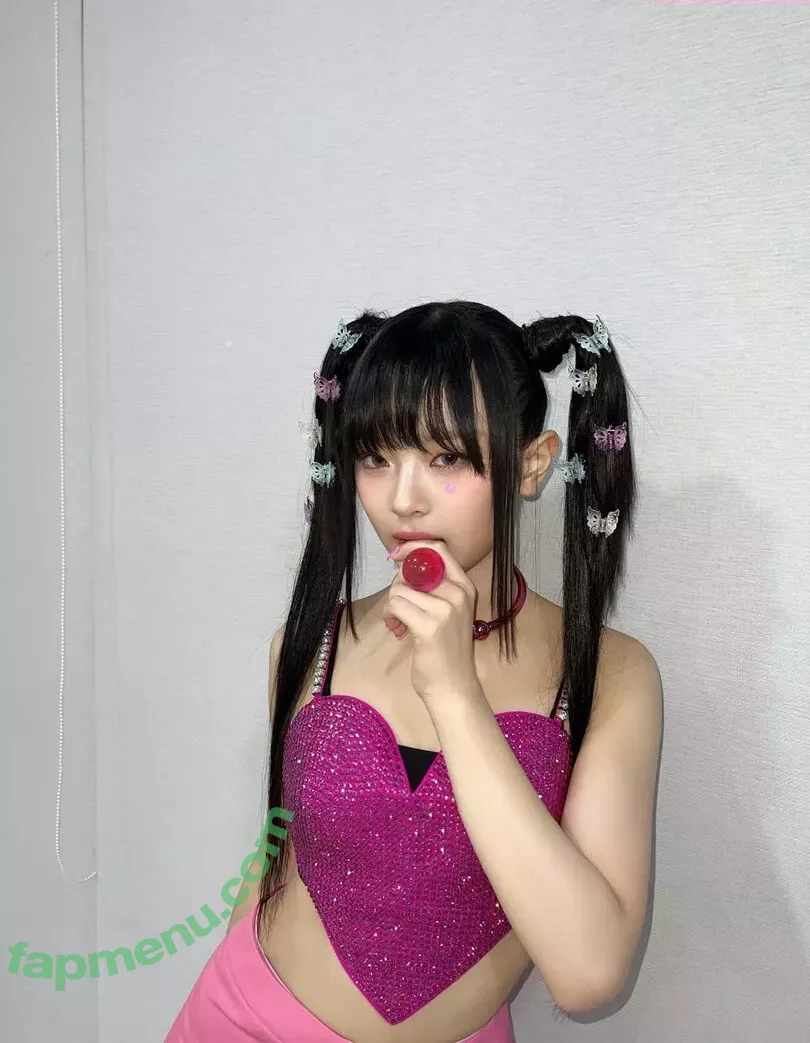 Hanni Pham nude photo #0130 (Hannijeans / newjeans_official)