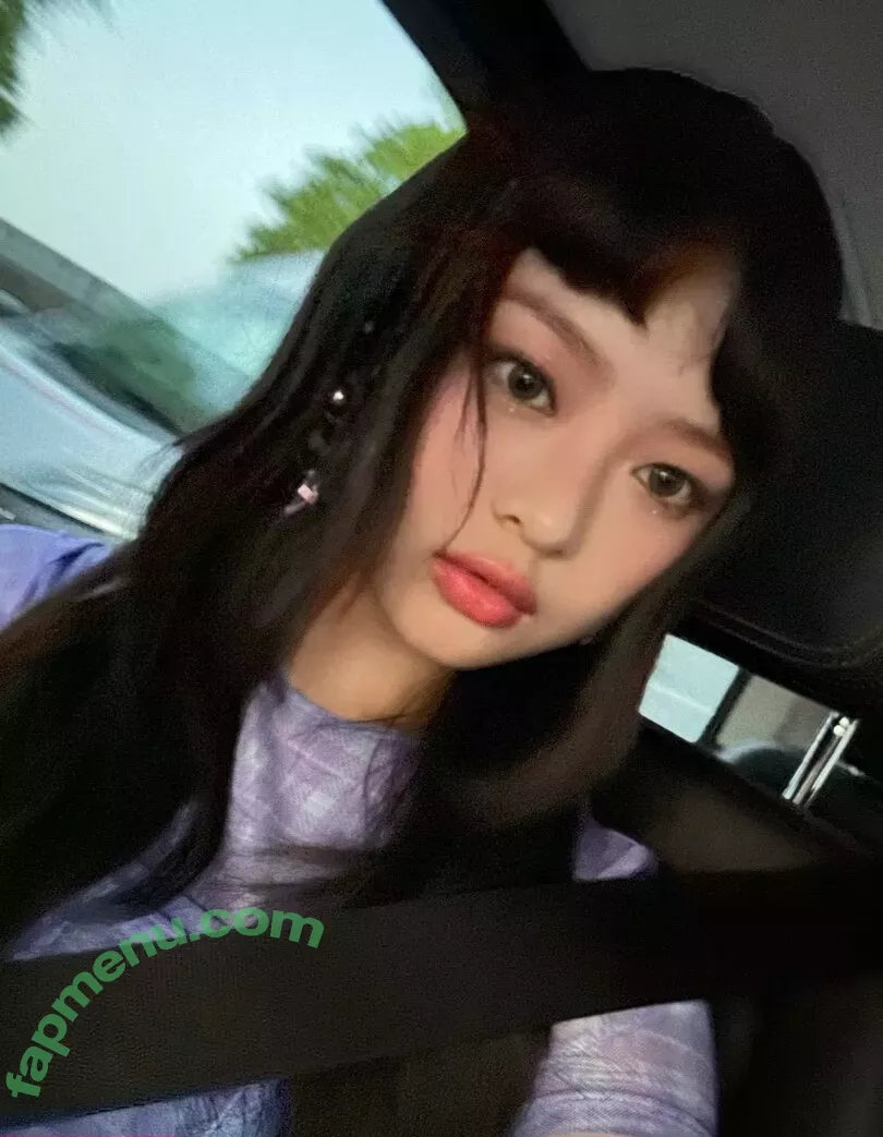 Hanni Pham nude photo #0141 (Hannijeans / newjeans_official)