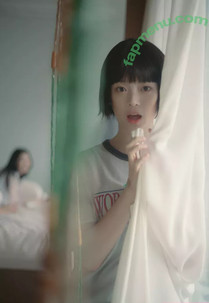 Hanni Pham nude photo #0153 (Hannijeans / newjeans_official)