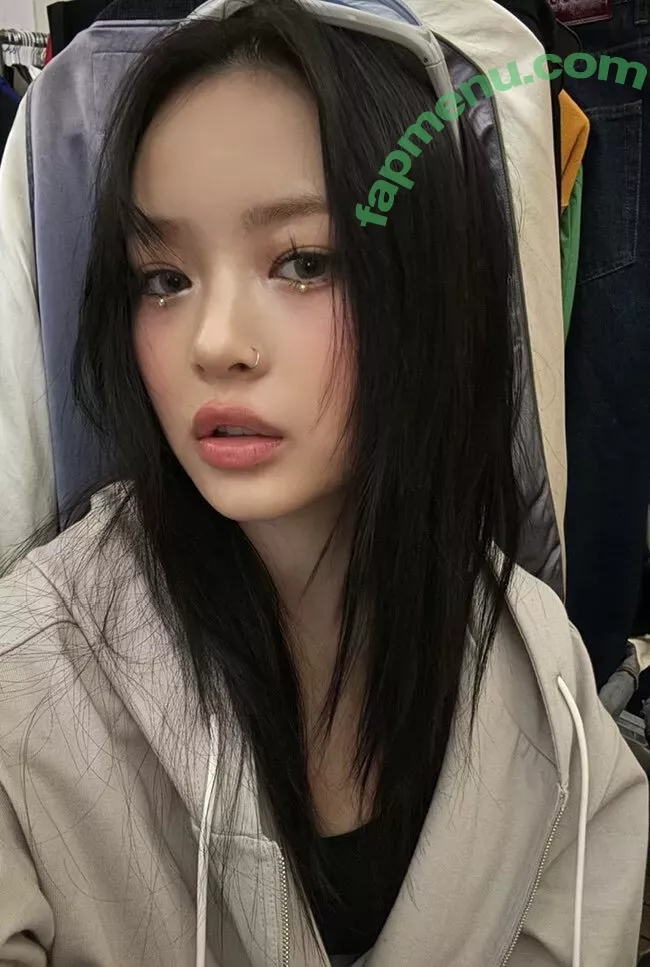 Hanni Pham nude photo #0185 (Hannijeans / newjeans_official)